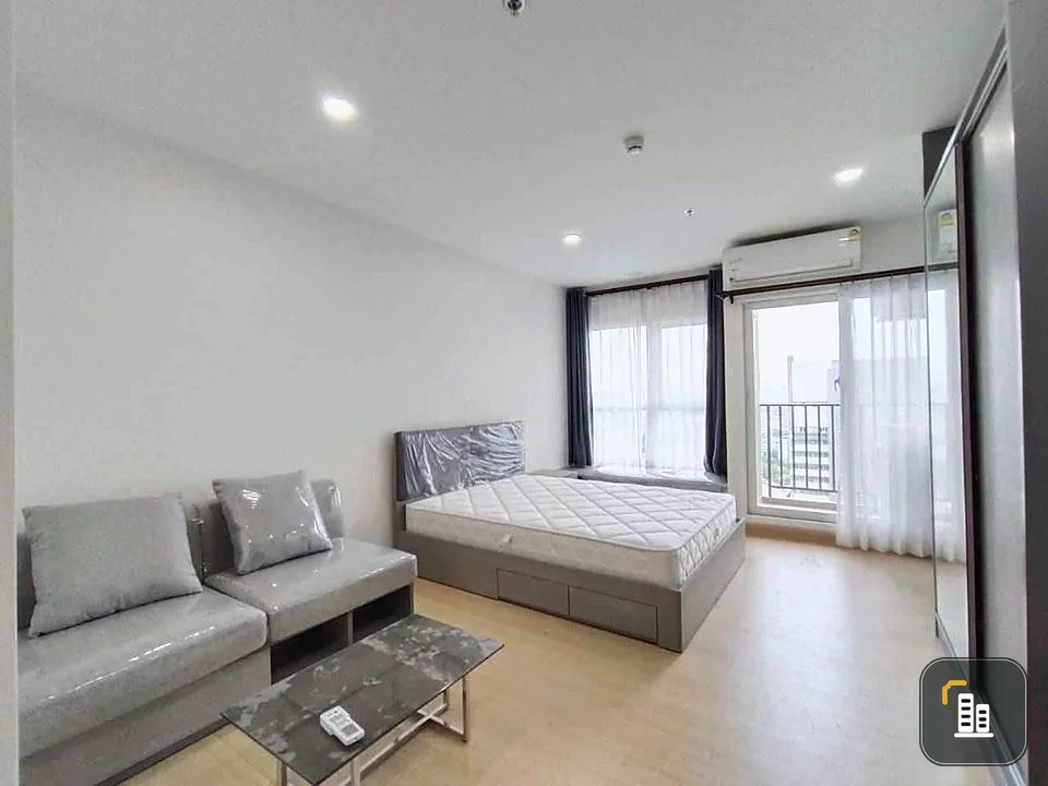 For rent, Supalai Veranda Ramkhamhaeng, 31st floor, super chill park view. There is complete built-in furniture. Reserve now.