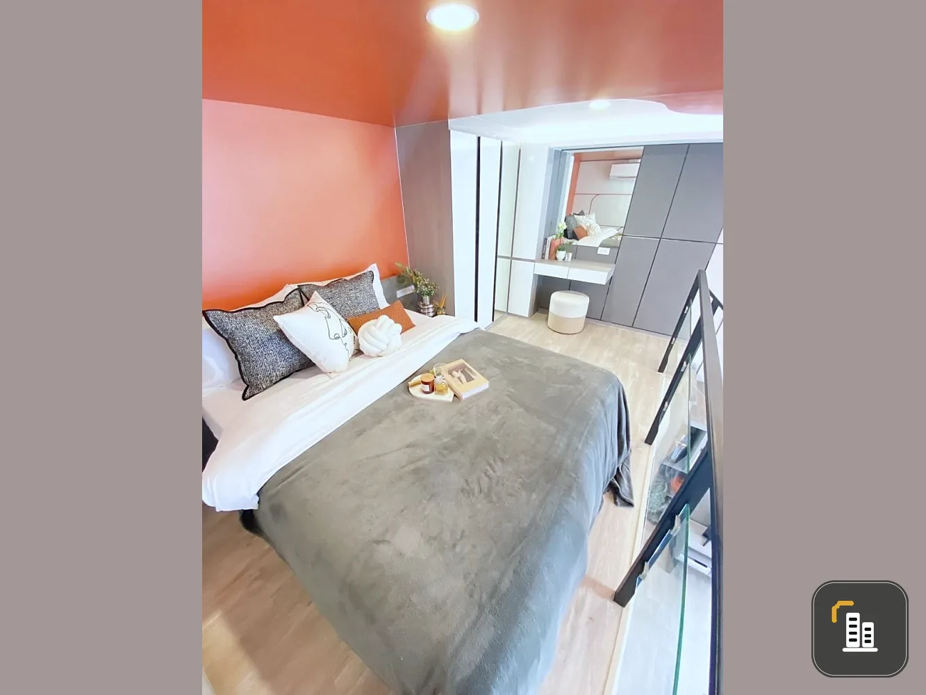 Selling down payment, Origin Plug & Play, Nonthaburi Station, good project, nice location, if interested, hurry to reserve and own it.