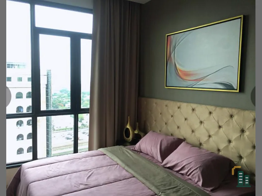 Rent The Capital Ekamai-Thonglor North corner room, master bedroom, king size bed, complete with this style, don't miss it.