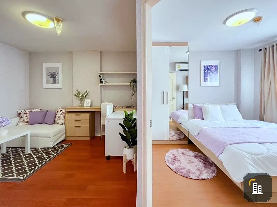 For sale Lumpini Condo Town Rattanathibet, room in purple tones, very beautiful and sweet. Plus complete furniture. Hurry and reserve before you miss