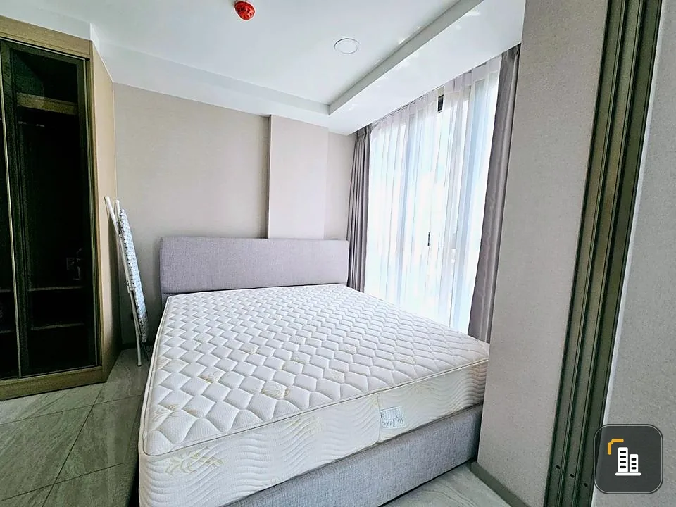 Condo for rent, Walden Asoke, bright room, easy on the eyes. Decorated and ready to move in Don't just look, book now.
