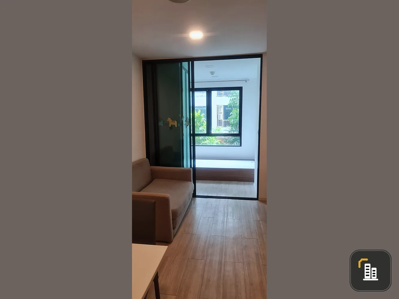Rental at Moz Lat Phrao 71 is simple but complete function. The tree view is very shady. Do not miss