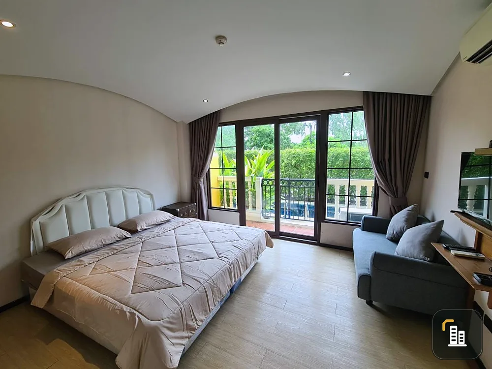 For rent, Venetian Signature Condo Resort Pattaya (Jomtien), studio room, free electrical appliances, book now.
