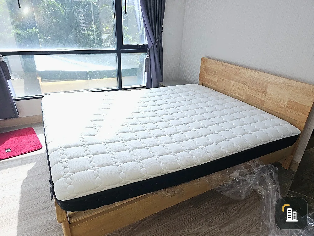 For sale: The Unique 10, 4th floor, nice room with complete electrical appliances. Just carry your bags and move in. Reserve now.