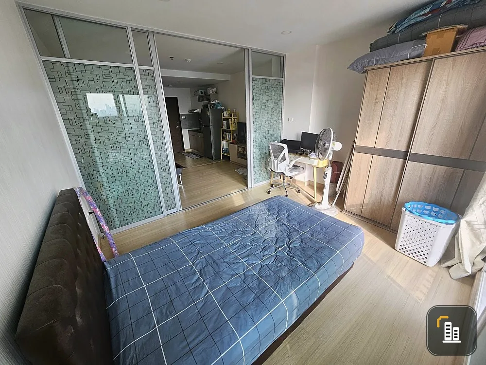 Condo for sale, Supalai Park, Talat Phlu Station, separate room, comes with a great price. Waiting for you to be the owner here quickly.
