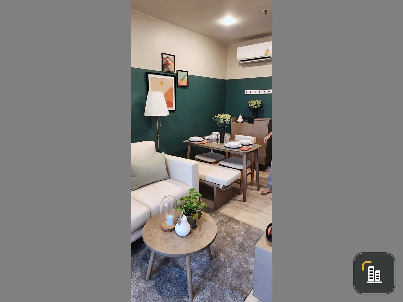 Urgent sale, Condo XT Huai Khwang, decorated room, ready to move in, complete here, just drag one suitcase. You can move in now.