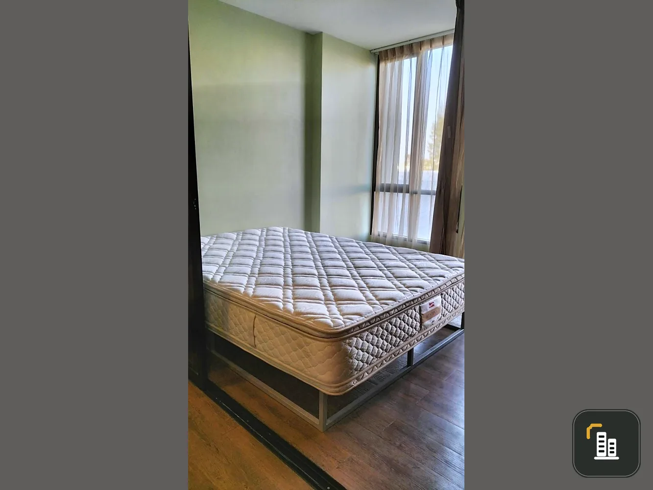 For rent or sale, Esta Bliss, 5th floor, well partitioned room, low price, easy on the wallet, ready to move in, urgent.