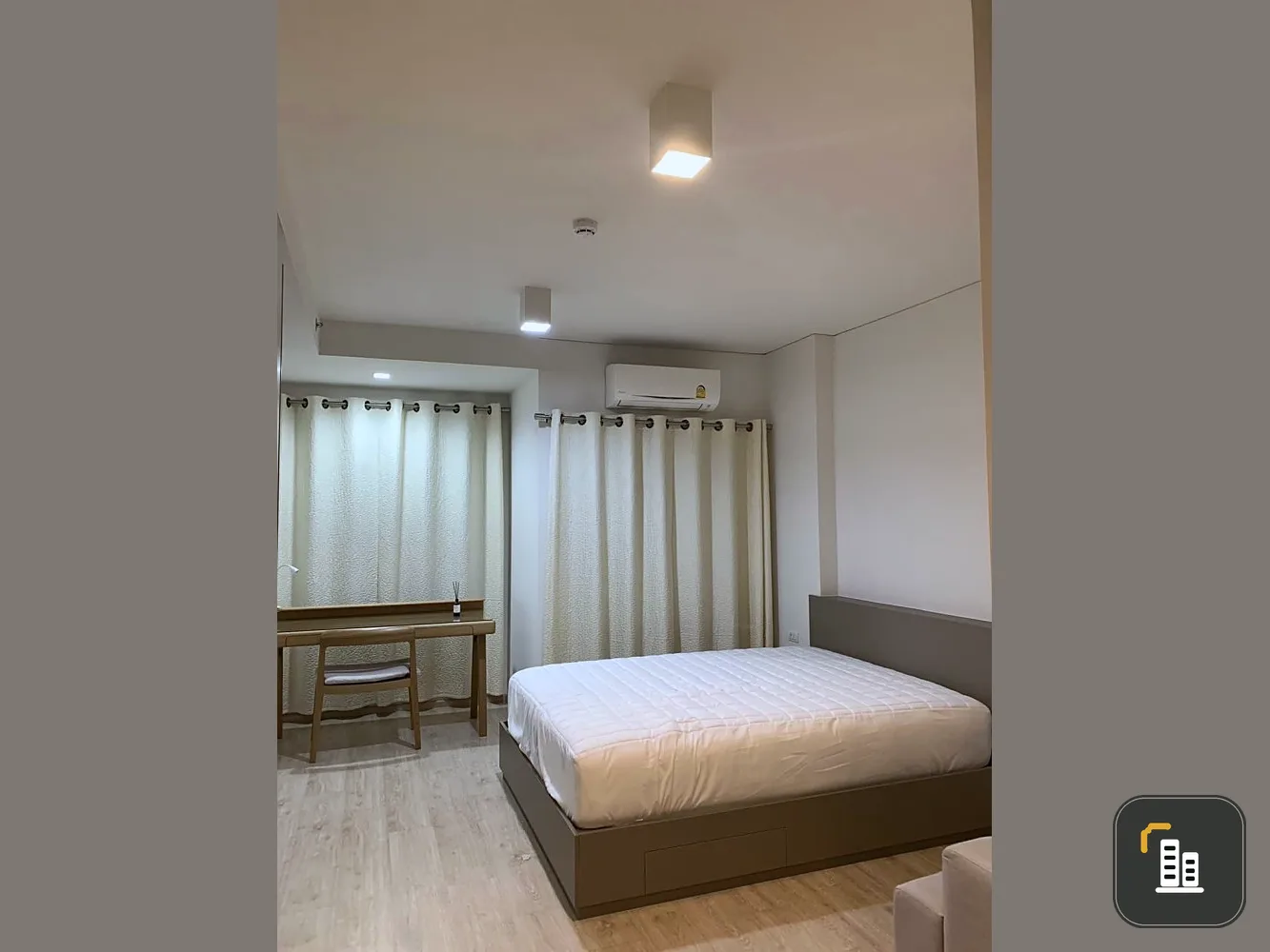 Condo for sale, Ideo Sathorn-Wongwian Yai, Mukdee room, high view, complete amenities, book now.