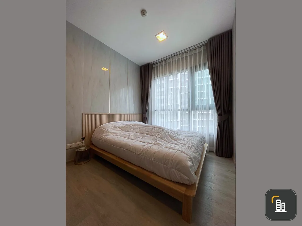 Condolette Midst Rama 9 for sale, Fully Furnished Built-in, 20th floor, high view, great price, buy now, don't miss it.
