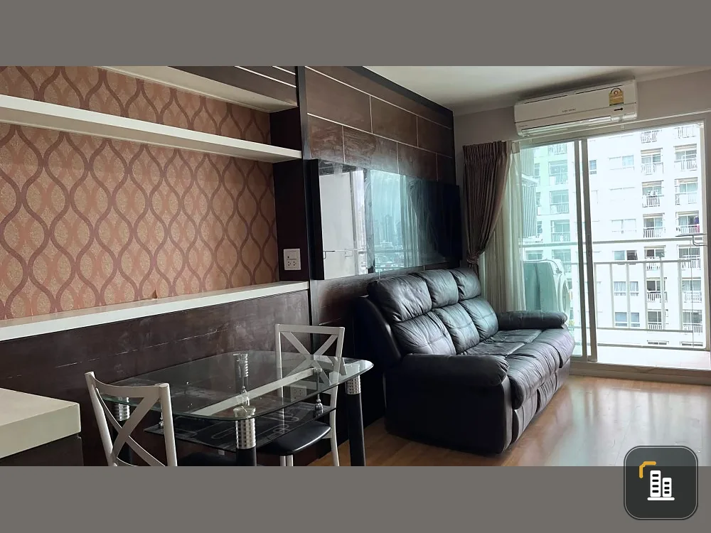 For rent Lumpini Park Rama 9-Ratchada. Super chill swimming pool view Decorate the entire room with built-ins The room number is very beautiful. Book