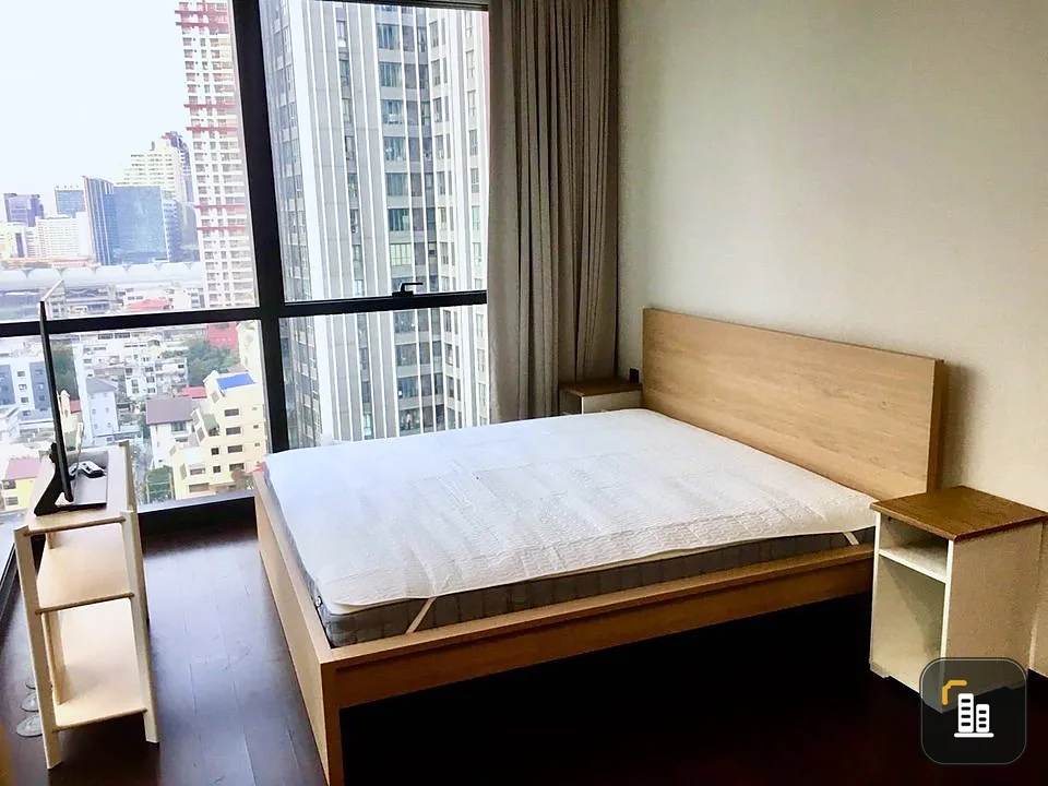 For rent, The Line Ratchathewi, a large room, beautiful city view, decorated with warm wood tones like at home, not able to book?