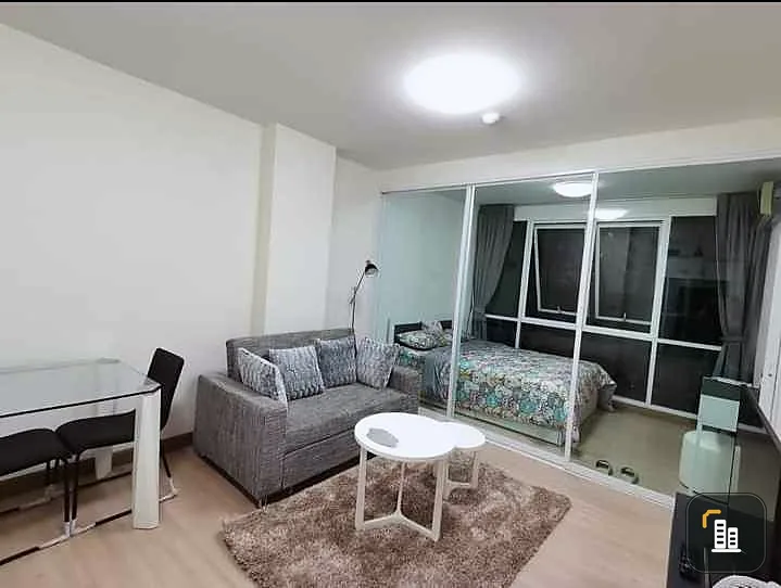 For sale: Garden Asoke-Rama 9. Spacious room, clean, well-proportioned, and fully furnished. First come, first served.