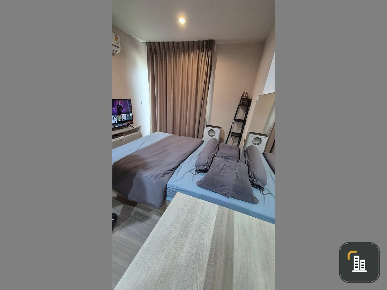 For rent: Aspire Erawan Prime, north view, open, unblocked view, decorated in wood tones, minimalist, very livable. Hurry and reserve now.