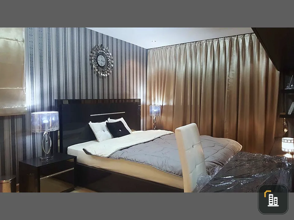 For sale: M Society Condominium, large room, high floor, very beautiful view. Install wallpaper and decorate the entire room with built-ins, urgently.