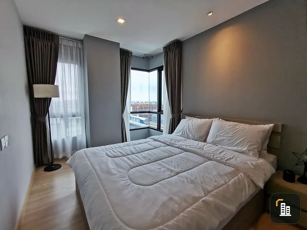 For sale: Knightsbridge Sky City Saphan Mai, quiet corner room. Not crowded with people The most beautiful view in the project. Must reserve now.