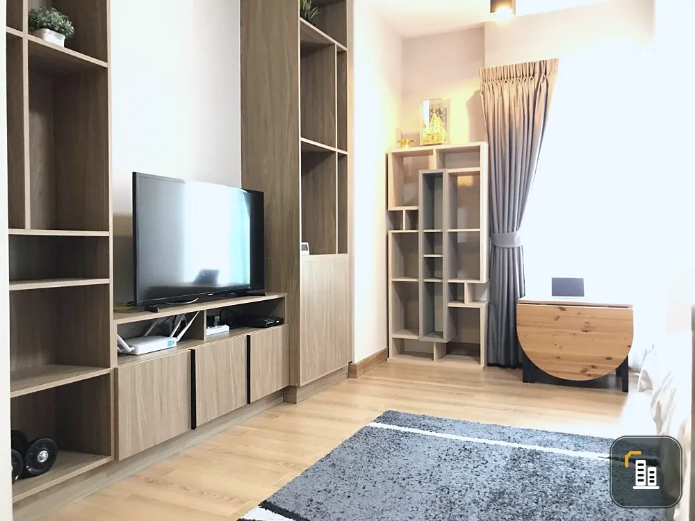 For rent, Chapter One The Campus Ladprao, studio room, decorated with wood pattern furniture, beautiful room number, great value.