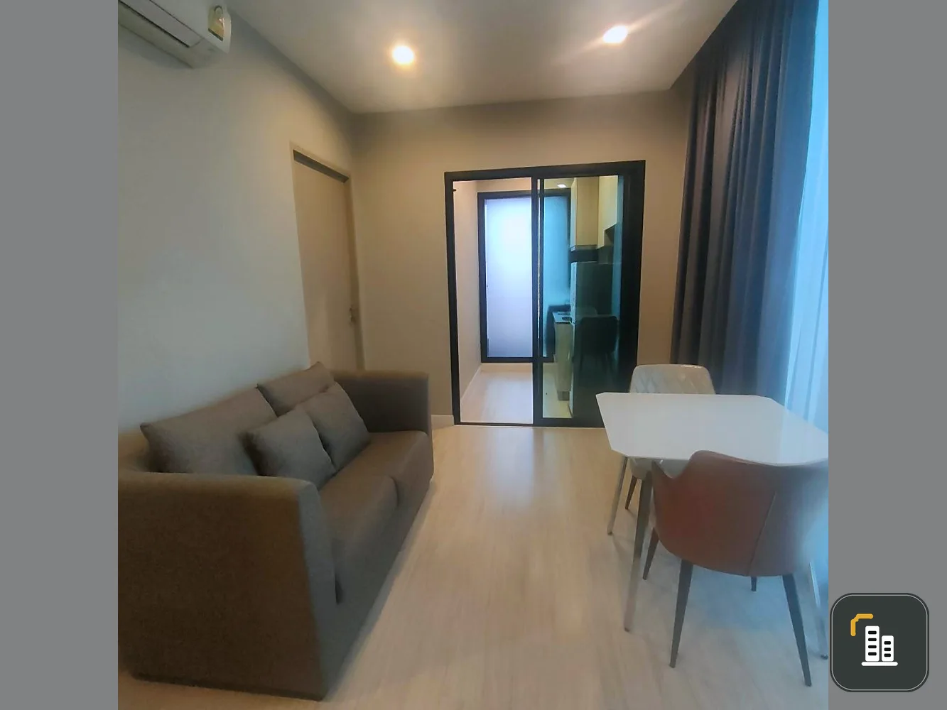 Condo for rent, The Unique Kaset-Nawamin, beautiful room, complete with furniture and electrical appliances.
