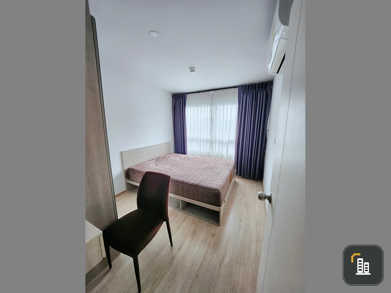 For rent: Elio Del Moss Phaholyothin 34, 8th floor, great pool view, fully furnished room, come quickly, go very fast, if you don't reserve, you'll re