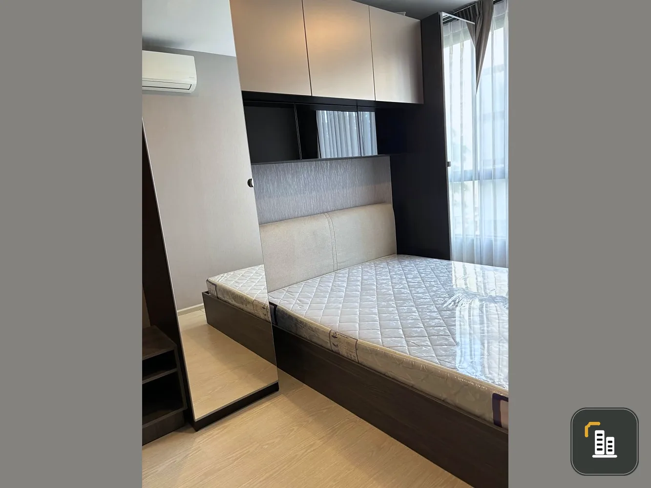 Condo for sale, Elio Del Nest, spacious room with plenty of built-in furniture. You can't miss out on booking it.