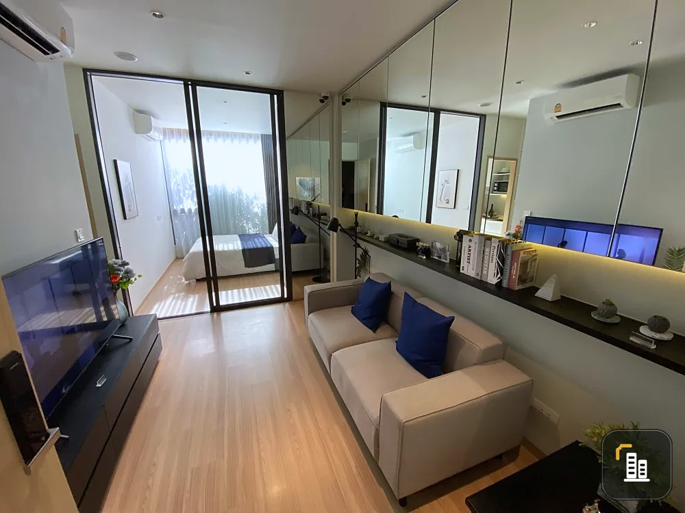 Selling down payment Skyrise Avenue Sukhumvit 64, 9th floor, good project, nice location, book now, don't miss it, hurry up.