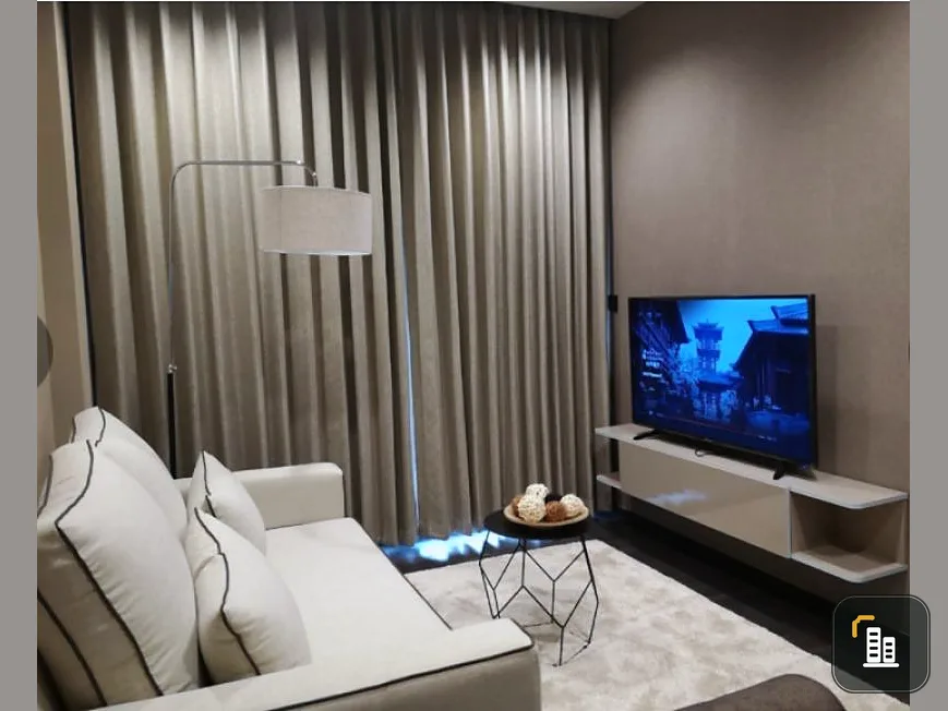 For sale The Line Asoke-Ratchada, fully furnished, fully furnished room with complete electrical appliances. It's over in this room.