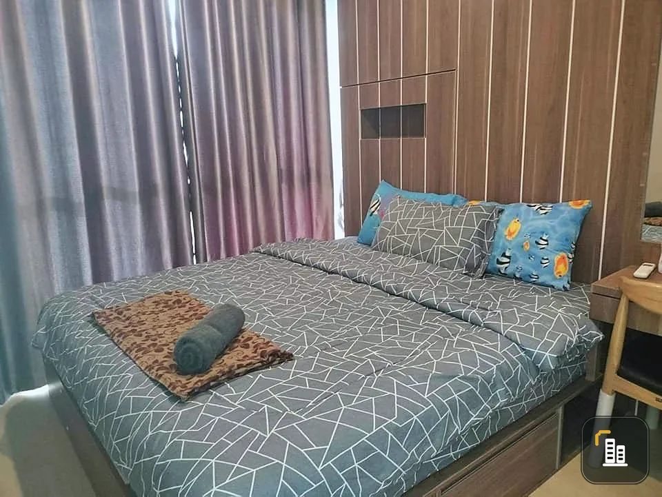 For sale Lumpini Suite Phetchaburi-Makkasan Beautiful wallpaper installed throughout the room, beautiful garden view, very shady. Book now.