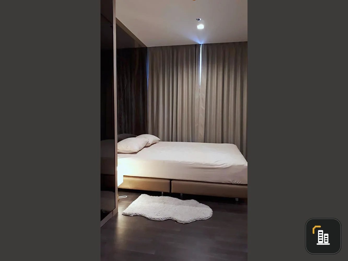Release for sale The Line Asoke-Ratchada, unit 304, 3rd floor, corner room, garden view. You can't miss this.