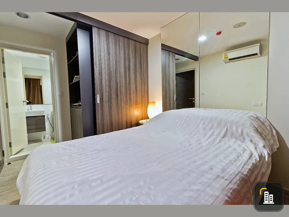 Villa Lasalle for sale, 2nd floor, comes with complete furniture and electrical appliances. If interested, hurry and reserve now. Don't miss it.