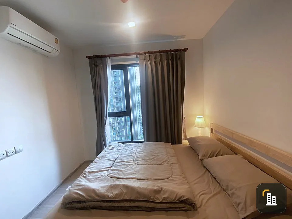 Condo for sale, Life Asoke Hype, 14th floor, bright and comfortable room, garden view + city view, you can't miss it.