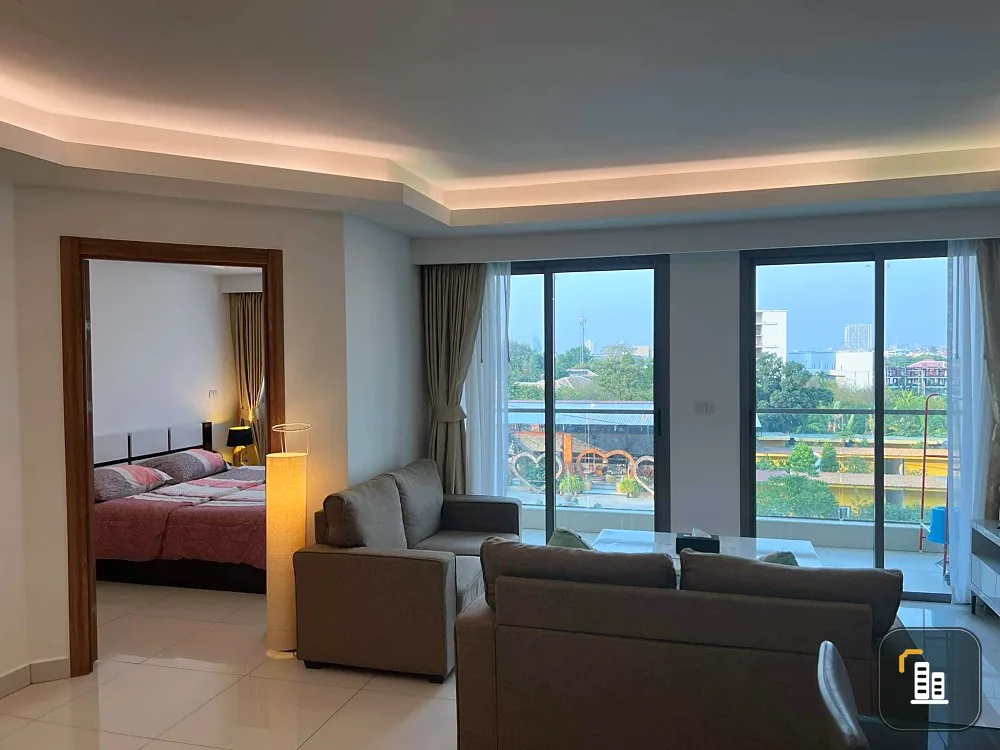 For sale: Laguna Beach Resort 2 (Jomtien), spacious room, lots of usable space. Phil is like being at home. Hurry and reserve quickly.