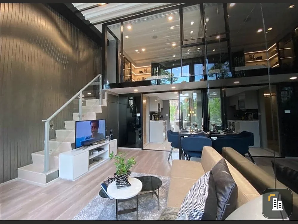 Selling down payment Knights Bridge Space Rama4, 24th floor, north side, price not too high, hurry up and take ownership today.