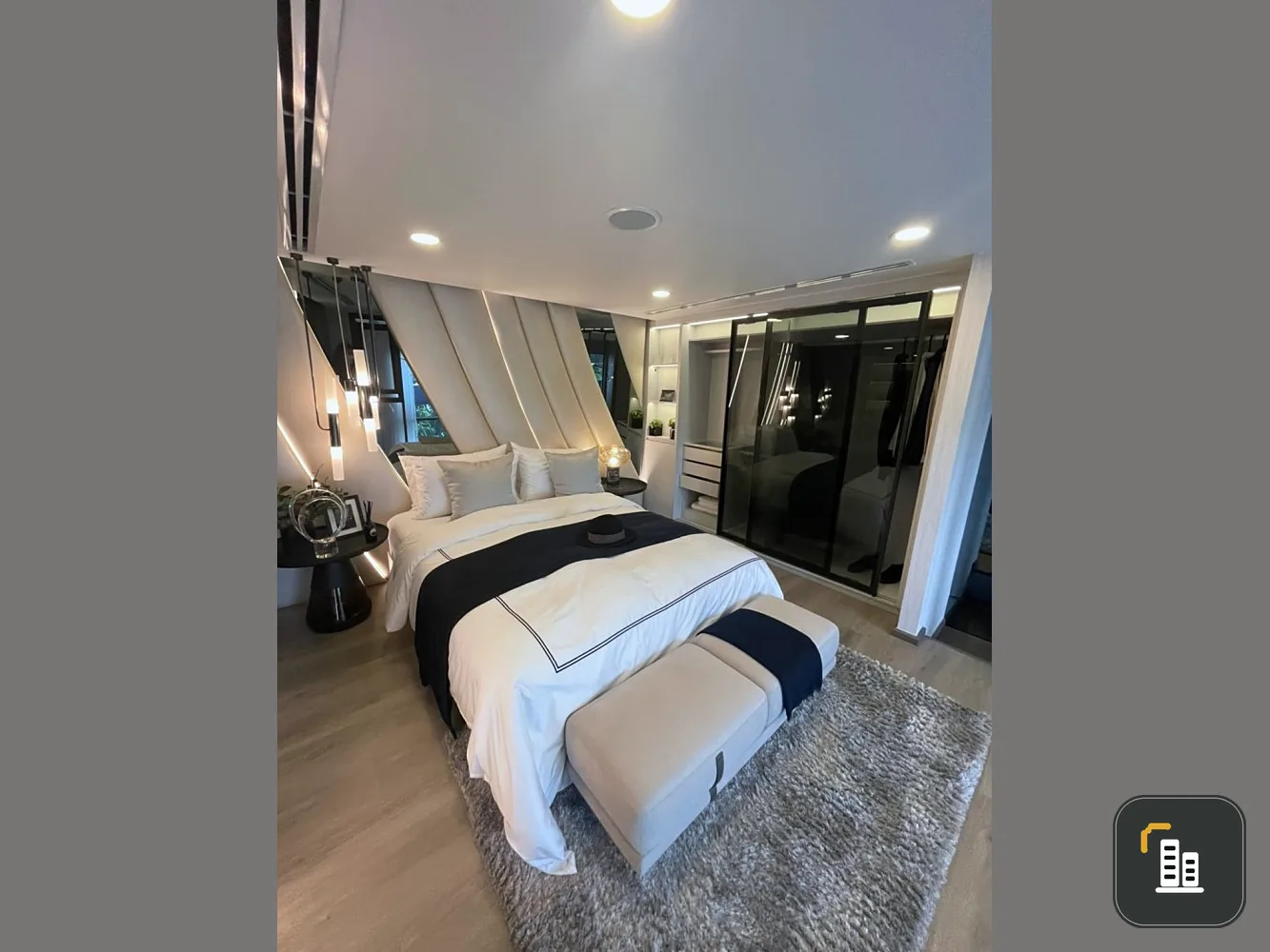 Down payment sale, So Origin Kaset Interchange, 10th floor, room 1 Bedroom Duo Space, book now, urgent.