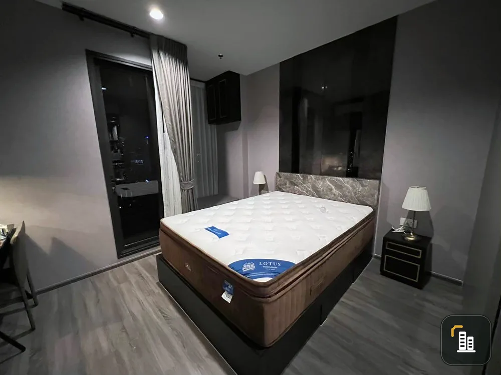 For sale: Ideo Mobi Rangnam, 15th floor, Santiphap Park view, very beautiful room, fully furnished, livable, book now, don't miss it.