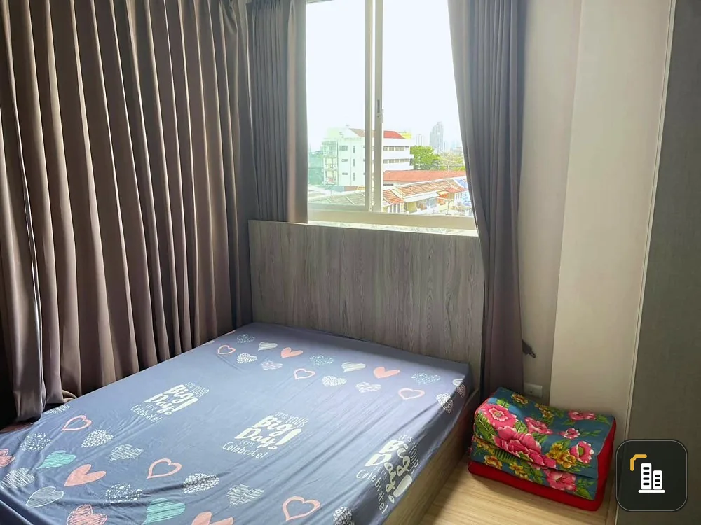 For rent: Chateau In Town at Charansanitwong 96/2, white room, pleasing to the eye, with plenty of electrical appliances. Don't miss out!