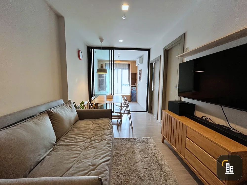 For sale, for rent, Life Asoke-Rama 9, 35th floor, very high, receives very good wind, decorated in a cozy style, very livable. Reserve now.