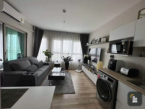 Condo for sale Ease 2 Rama 2, decorated in the most tone controlled style. Complete in one convenient place. Hurry and reserve now.