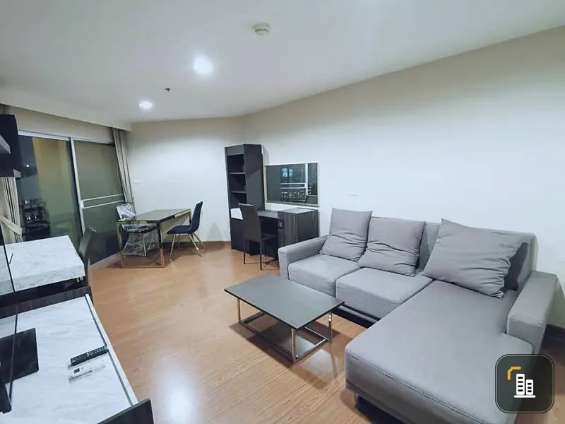 For rent, Belle Grand Rama 9, very full furniture. For sure with efficiency, you can't find anywhere else.