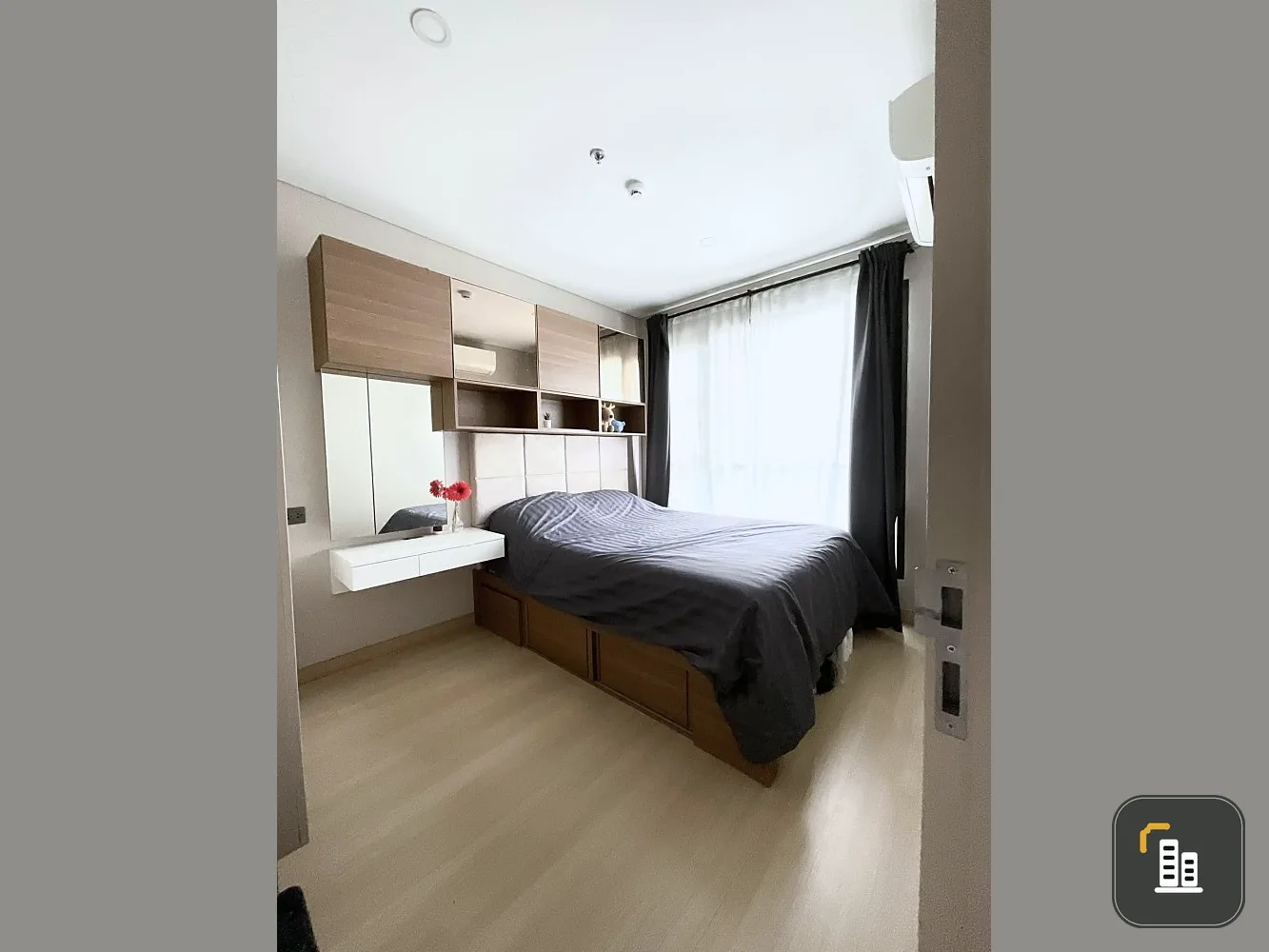 For sale Condo Lumpini Suite Phetchaburi-Makkasan The room is ready to move in. Complete in one place, don't miss it.