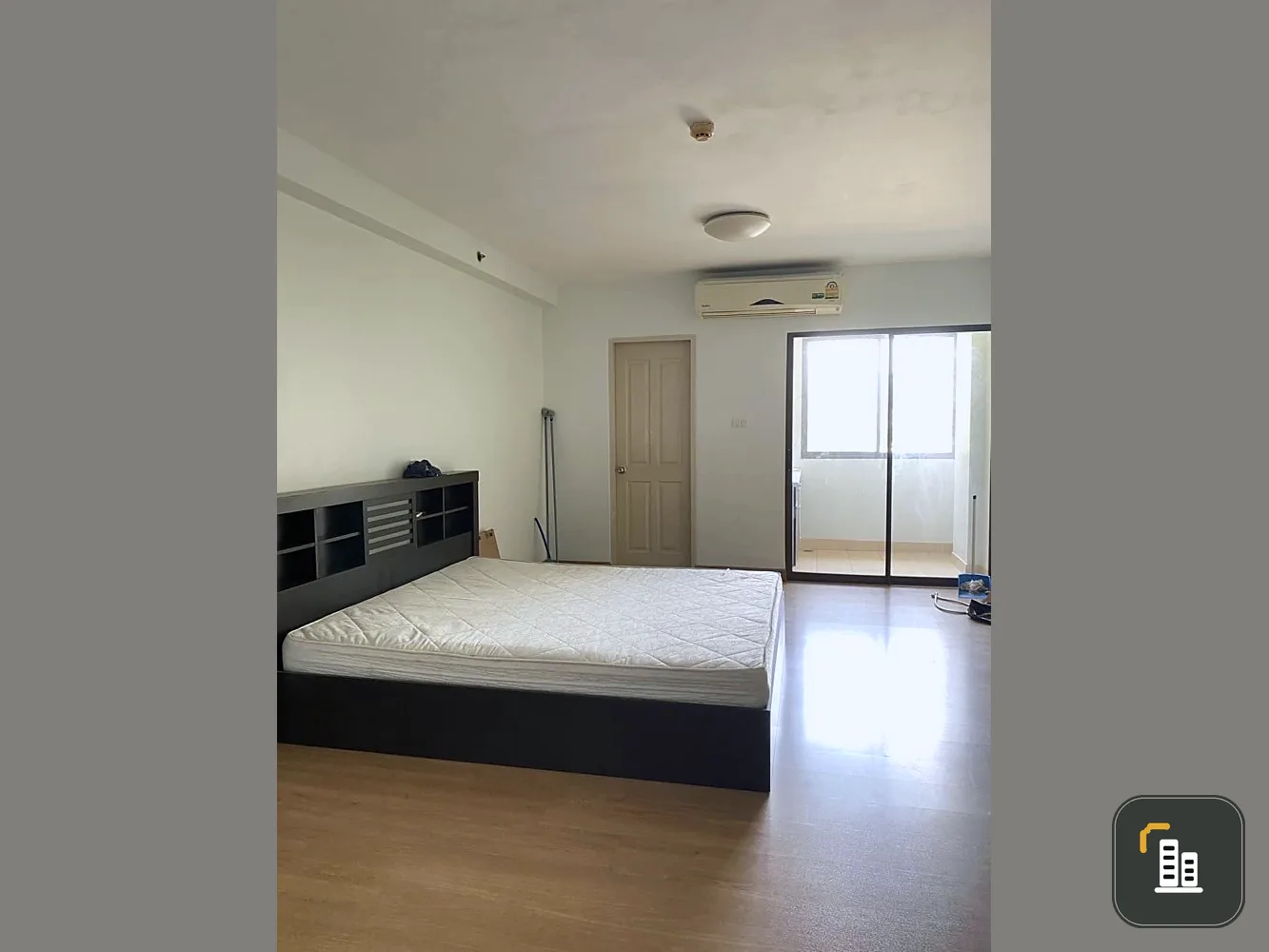 Cheap condo for sale, Supalai City Resort Ramkhamhaeng, studio room, reasonable price, come own it today.