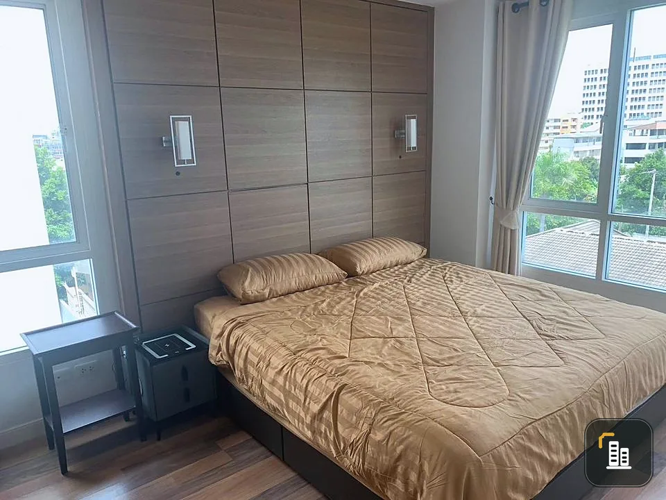 Condo for sale The Silk Phahonyothin-Ari 2, 2 bedrooms, 2 bathrooms, 6th floor, balcony, good view, book now.