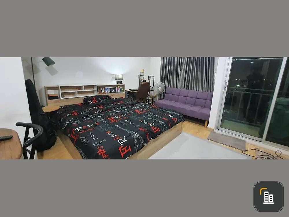 For sale: Iris Avenue On Nut - Wongwaen, view of the most shady green area. Very good location, convenient to travel, very worth booking.
