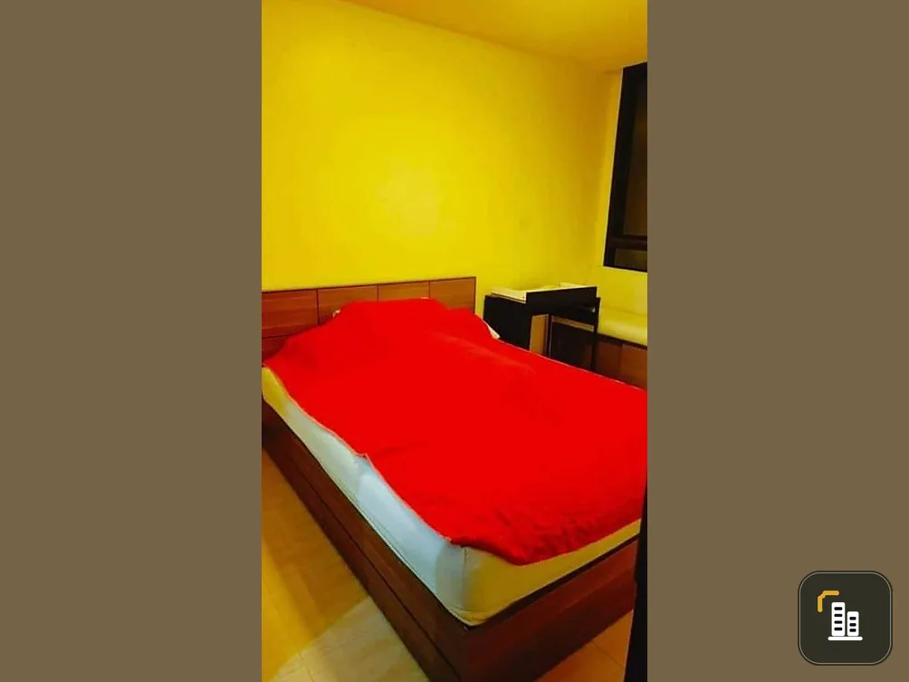 For sale Ideo Lat Phrao 5, rooms are not cramped, comfortable to live in, good location, convenient to travel. Book now, don't wait.