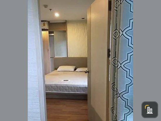 For sale: Lumpini Place Borommaratchachonnani - Pinklao, 18th floor, spacious room, size 2 bedrooms. If interested, reserve now, don't miss it.