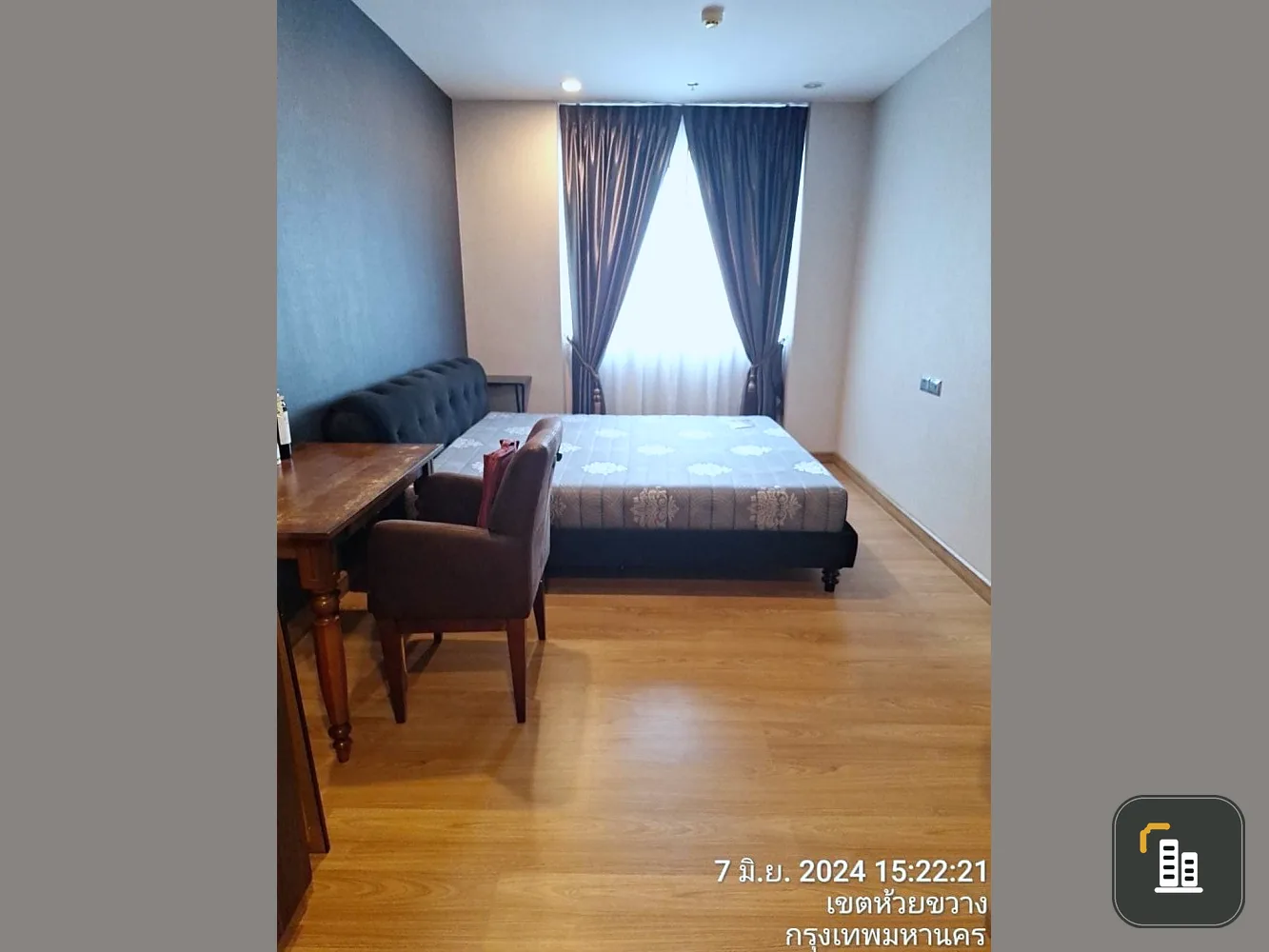 For rent Supalai Wellington, very spacious room. Comes with a thick, soft sofa, very comfortable to sit on. All in one place, don't miss it.