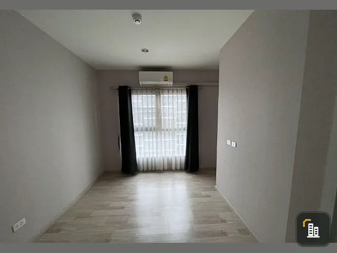 Plum Condo Ramkhamhaeng Station for sale, empty room, not too expensive, if you want to decorate a room, you shouldn't miss it.