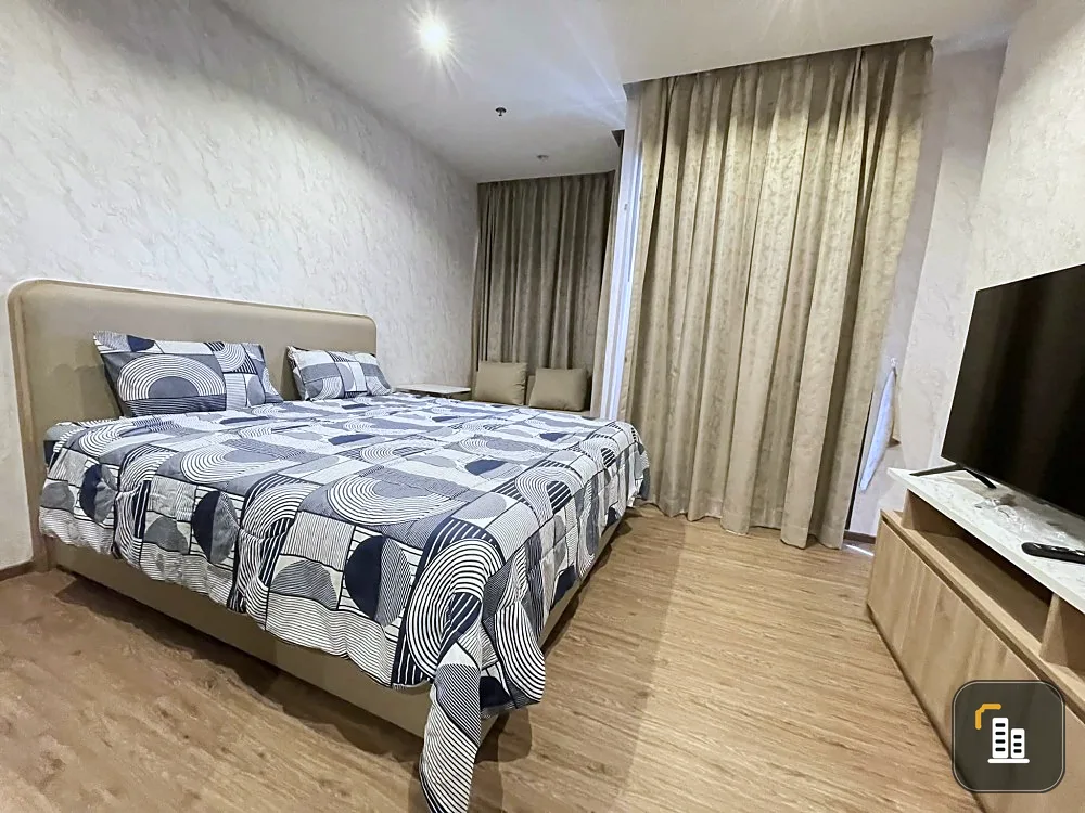 For rent: Once Pattaya (North Pattaya) with beautiful and attractive pattern wallpaper. Full facilities Can't reserve anymore.