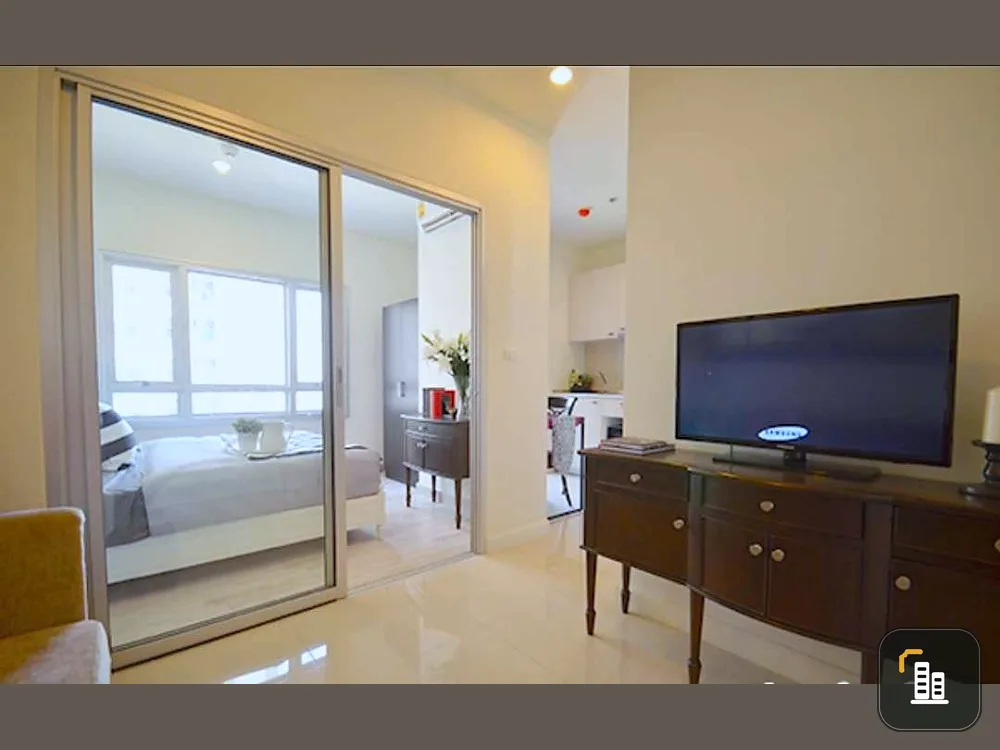 Urgent sale, Condo Manor Sanambinnam, 7th floor, beautiful room, nice to live in. Overlooking the Chao Phraya River, very beautiful. You can't miss it