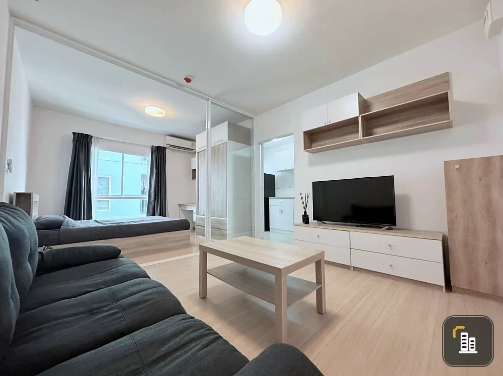 For sale: Unio Charan 3 floors, 2 rooms divided into sections. Decorated simply, color tones easy on the eyes, so nice to live in, move in immediately