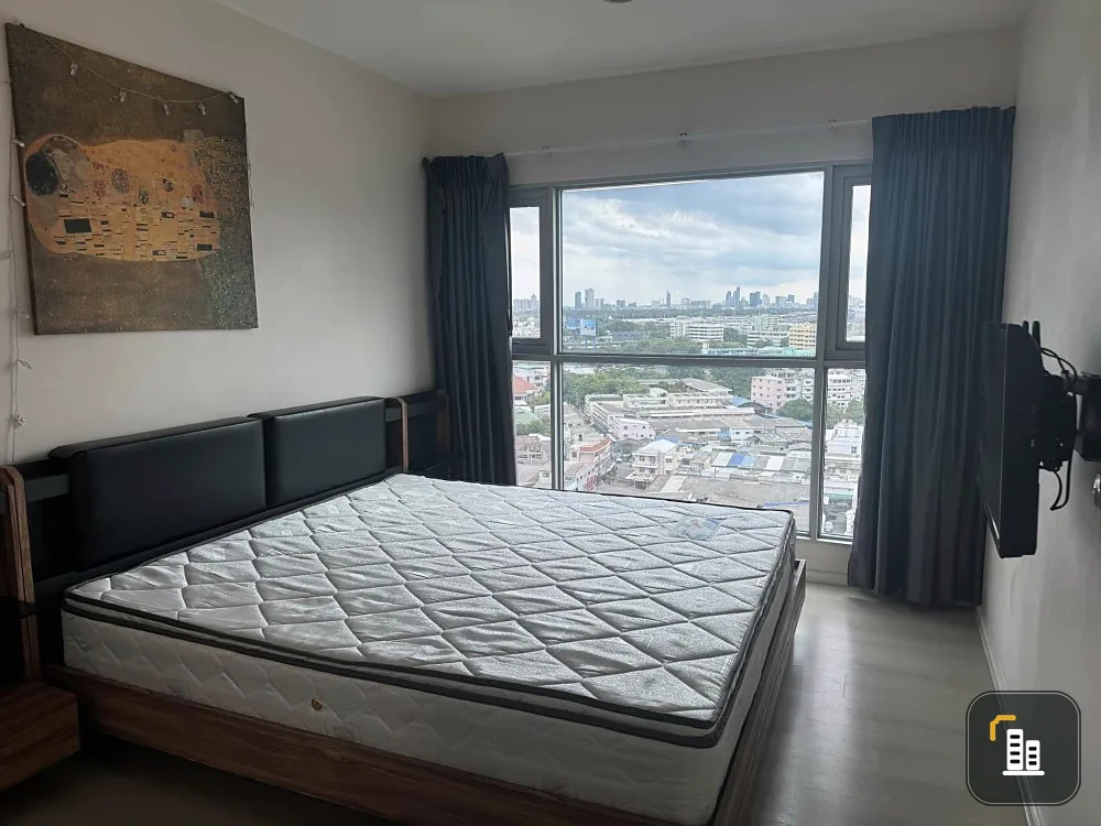 For rent, Aspire Sukhumvit 48, corner room, not crowded. Beautiful city view Appliances are crowded. Move now. Don't delay.