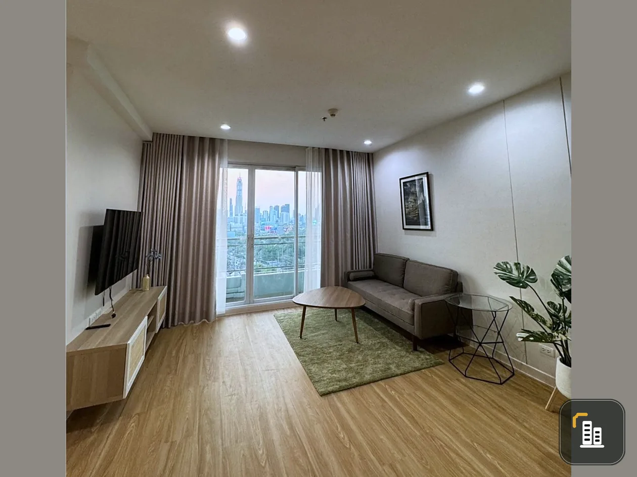 For rent: Circle Condominium, beautifully decorated room, warm atmosphere, feels like being at home. Well, what are you waiting for?